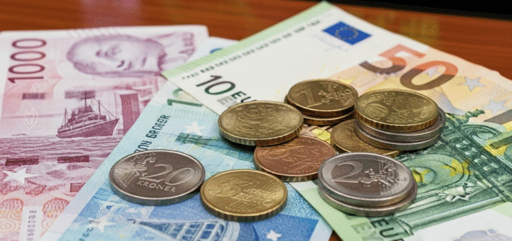 Norvegijos Krona ir Euras: Išsami Analizė, Patarimai Keičiantiems ir Ateities Prognozės