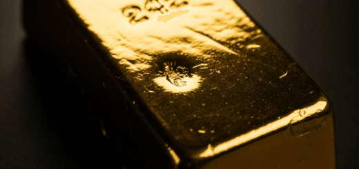 Auksas: Nuo Senovės Mistikos iki Modernios Investicijos ir Technologijų